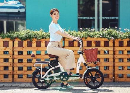 Небольшой складной электровелосипед XIAOMI HIMO C16 Бело-Коричневый 1 Небольшой складной электровелосипед XIAOMI HIMO C16 Бело-Коричневый 1