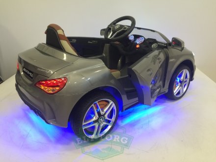 Электромобиль RiverToys Mercedes-Benz A777AA-SILVER