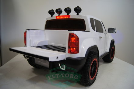 Электромобиль RiverToys Chevrole X111XX-WHITE