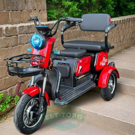 Электроскутер Electrotrike Sibtrike Бумеранг 2000W Электроскутер Electrotrike Sibtrike Бумеранг 2000W