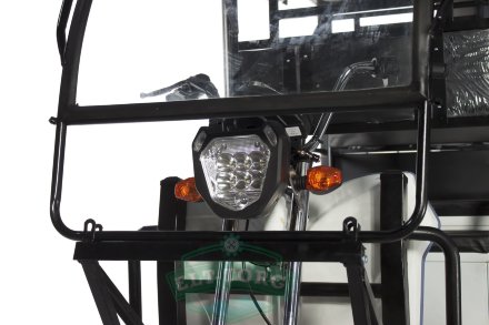 Пассажирский электротрицикл OxyVolt Trike Passenger Пассажирский электротрицикл OxyVolt Trike Passenger