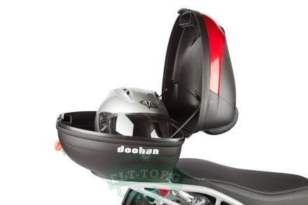 Электроскутер iTank Doohan EV3 Pro 3000W красный Электроскутер iTank Doohan EV3 Pro 3000W красный