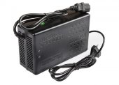 Зарядное устройство для свинцовых тяговых аккумуляторов 60V20A/H (2,8A) Зарядное устройство для свинцовых тяговых аккумуляторов 60V20A/H (2,8A)